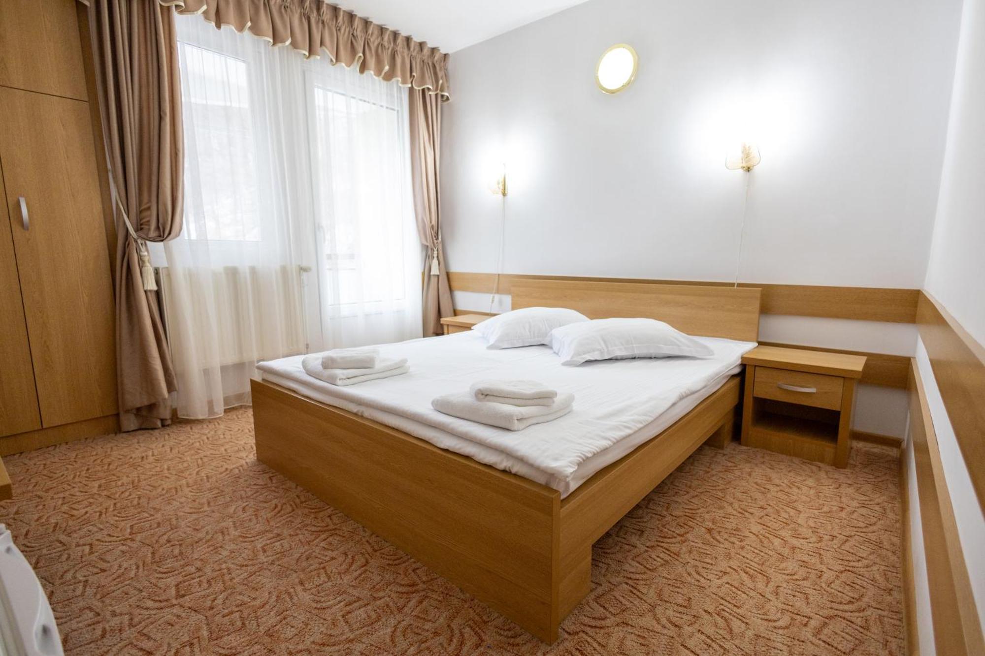 Hotel Hefaistos - Sovata Extérieur photo
